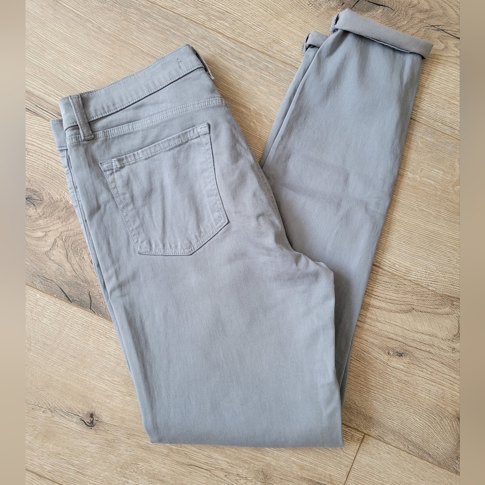 J BRAND mid rise super skinny pants, size 30